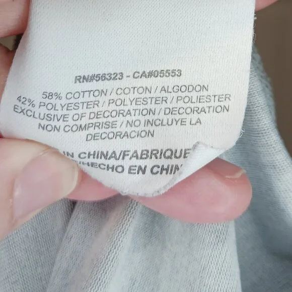 #152 3/$18 - Nike Gray/Pink V Neck Short Sleeve Top Size XL - Picture 5 of 5